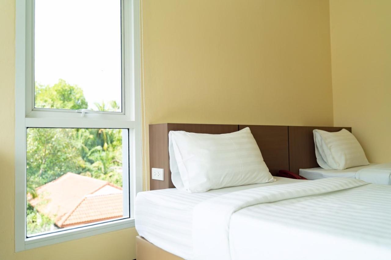 ตะวันอพาร์ทเม้นท์โฮเทลthawanapartmenthotel Satun Buitenkant foto
