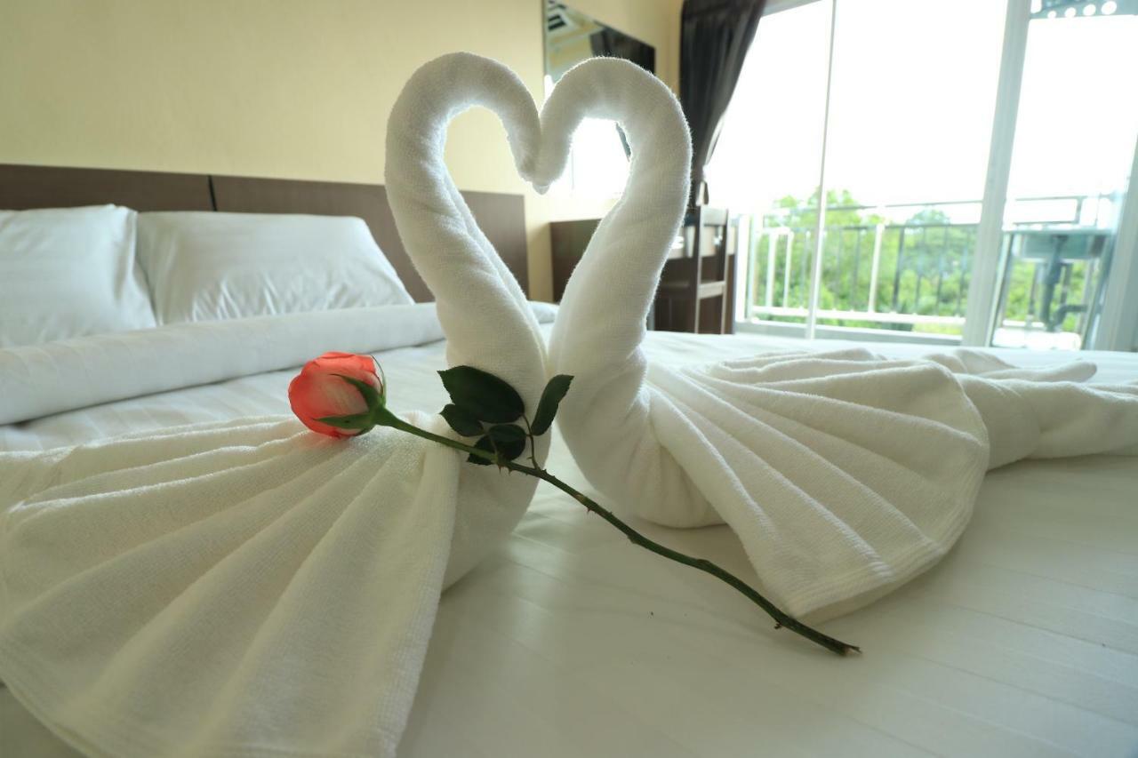 ตะวันอพาร์ทเม้นท์โฮเทลthawanapartmenthotel Satun Buitenkant foto